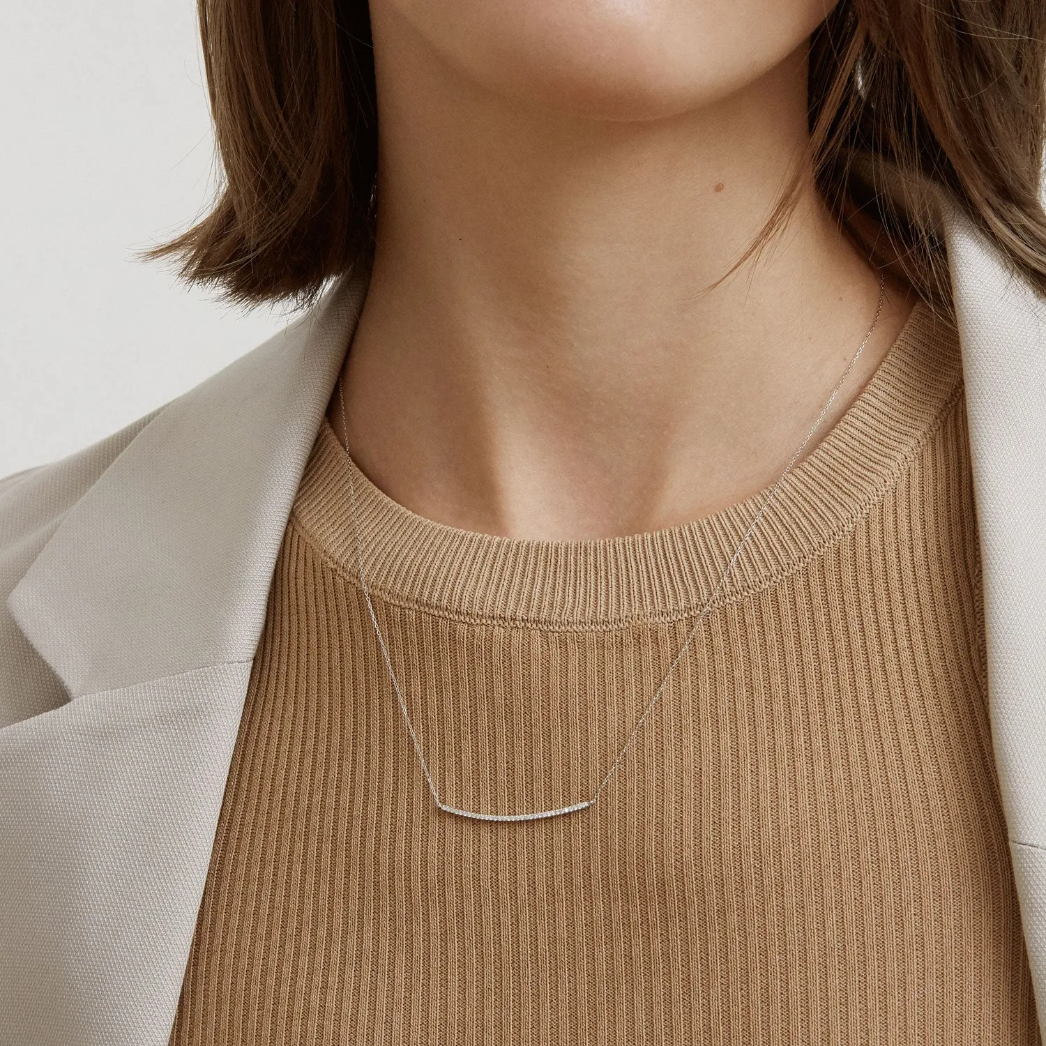14k White Gold Diamond Bar Necklace