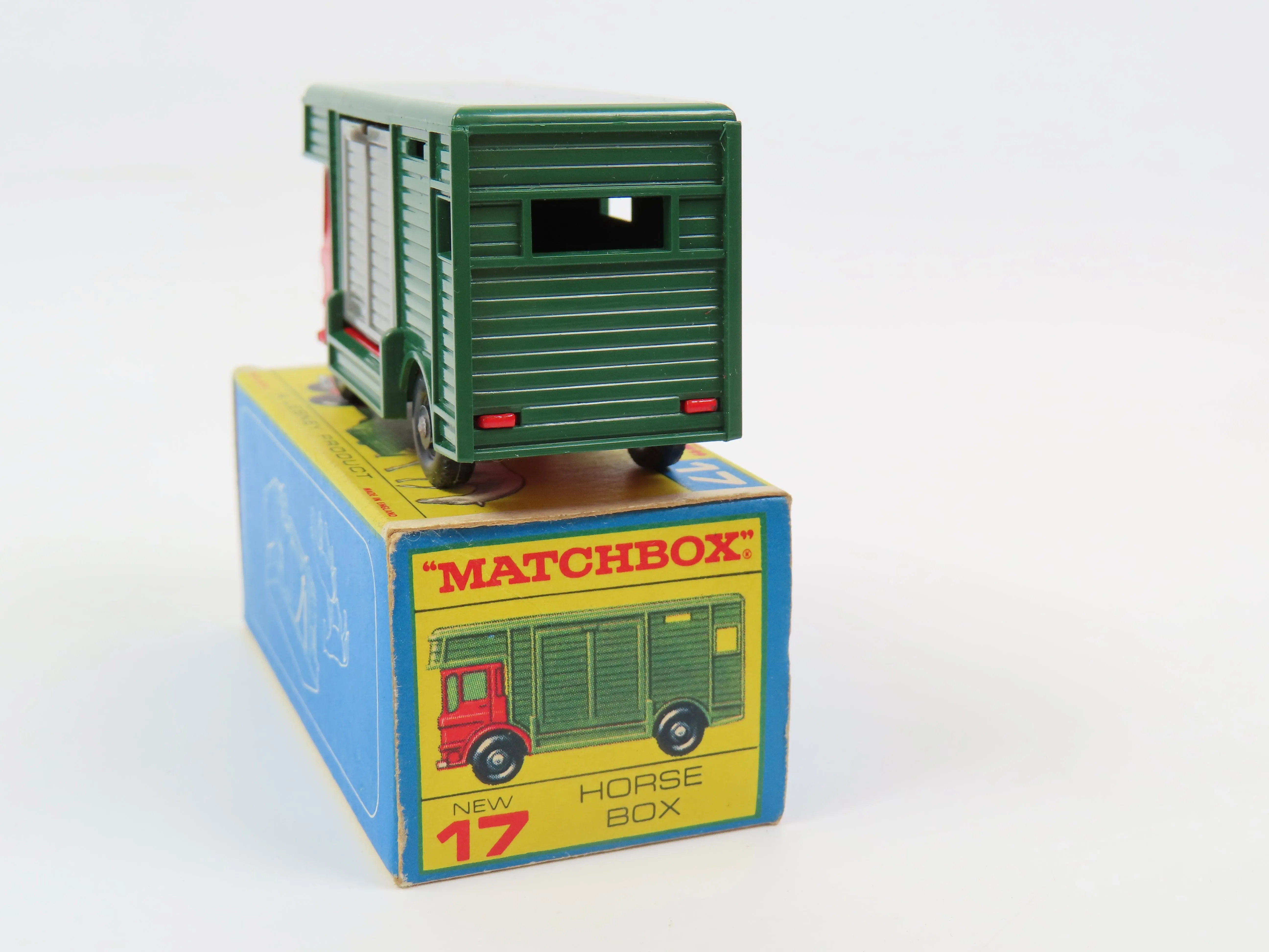 Matchbox 17 Horse Box with Horses, 99% Mint/Boxed!