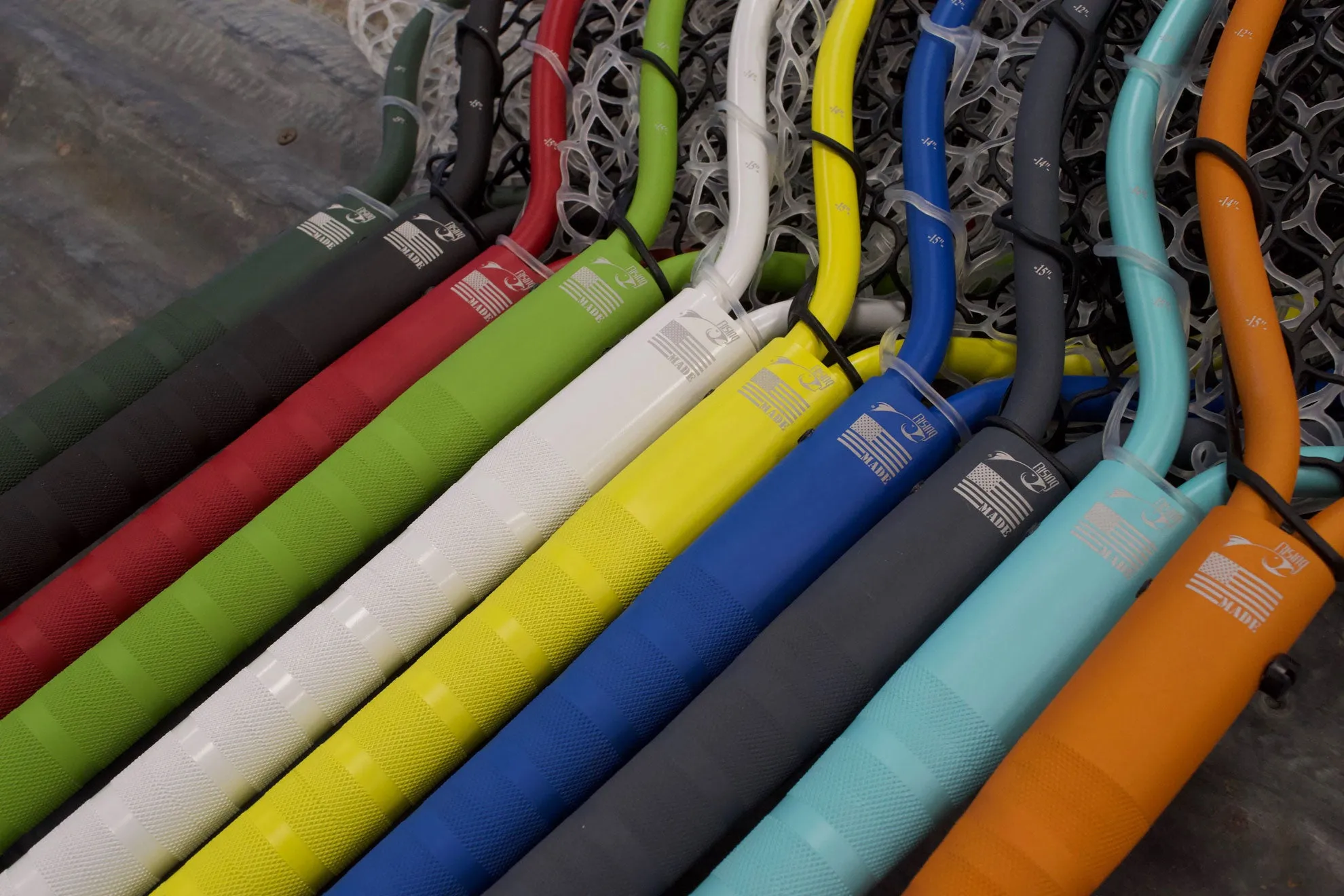 Rising Lunker Net 24" Handle Cerakote